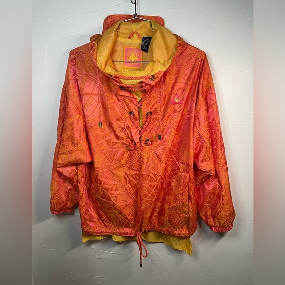 Le Coq Sportif Jackets & Blazers - Le Coq Sportif Rare Celestial Compass Print Vibrant Orange and Pink Windbreaker